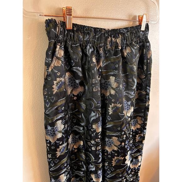 Urban Outfitters Shiny Floral Elastic Waist Pants- silky feel Medium - Picture 4 of 7